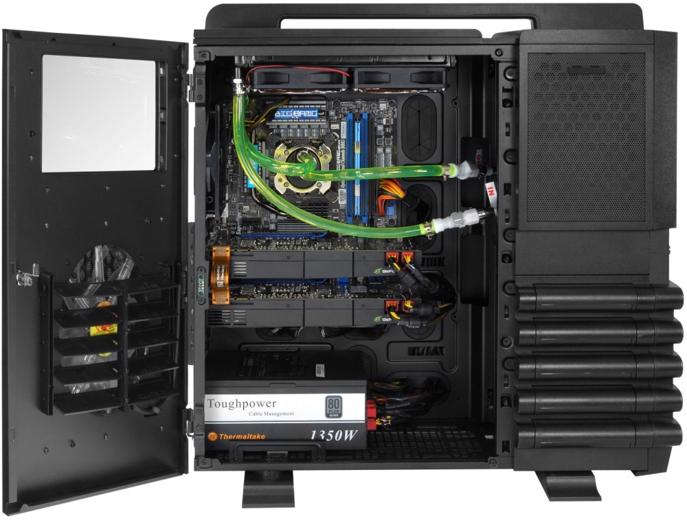 thermaltake_level_10_gt_lcs_chassis_3.jpg